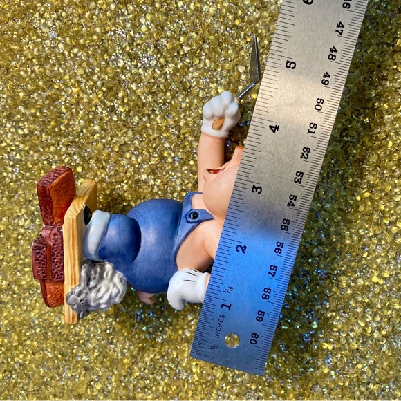 WDCC Practical Pig - Picture 15 of 16